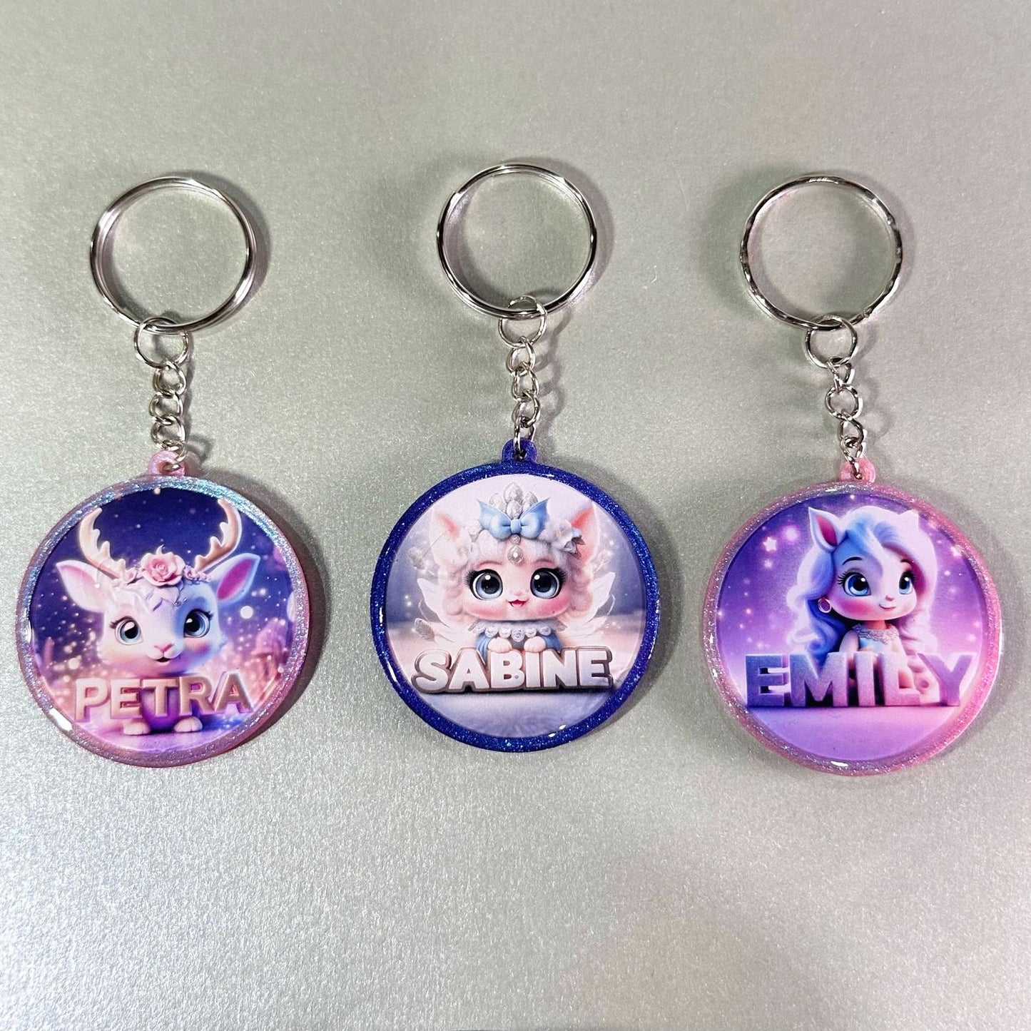 Schlüsselhalter und Taschenanhänger mit personalisiertem Namen