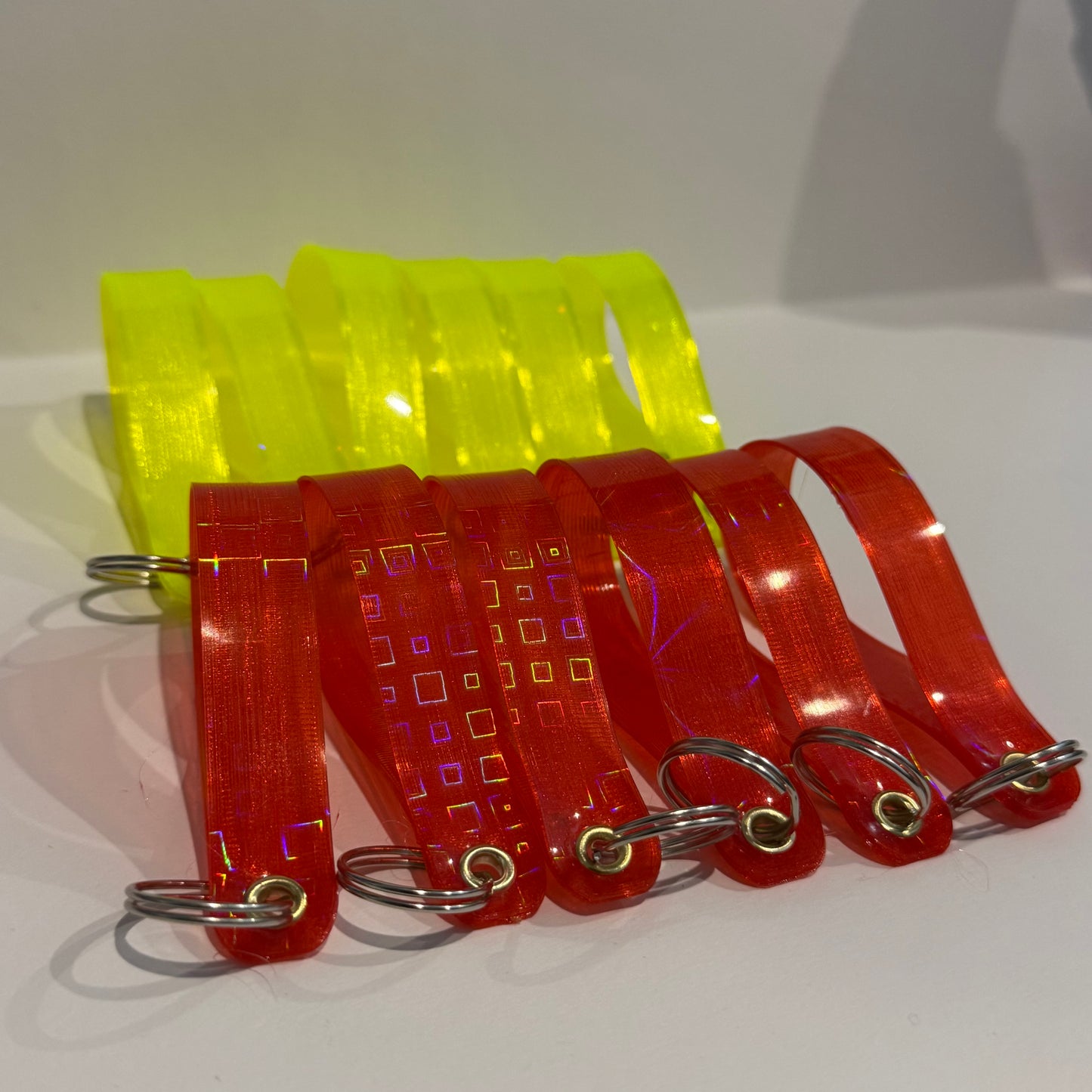 10 Stück Schlüsselanhänger Binder – Stylisch, flexibel & auffällig!