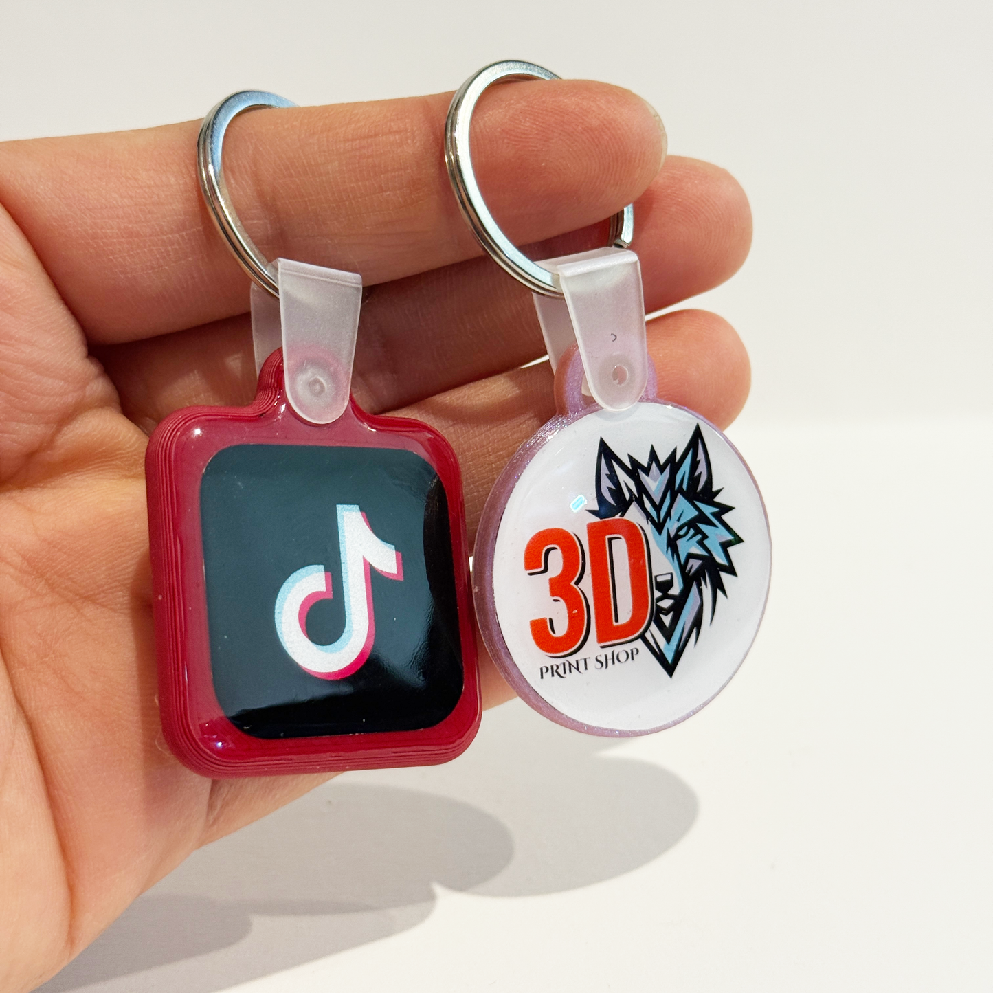 NFC Schlüsselanhänger – Dein digitaler Begleiter für Social Media & mehr!