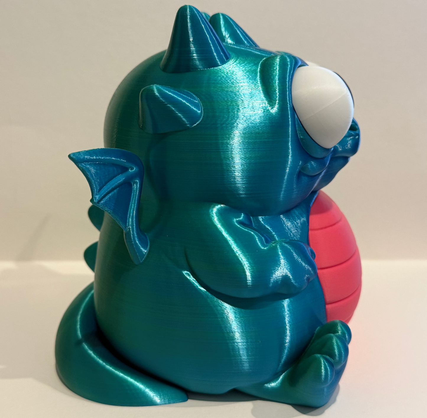 Spardose–Drachen mit beweglichen Augen