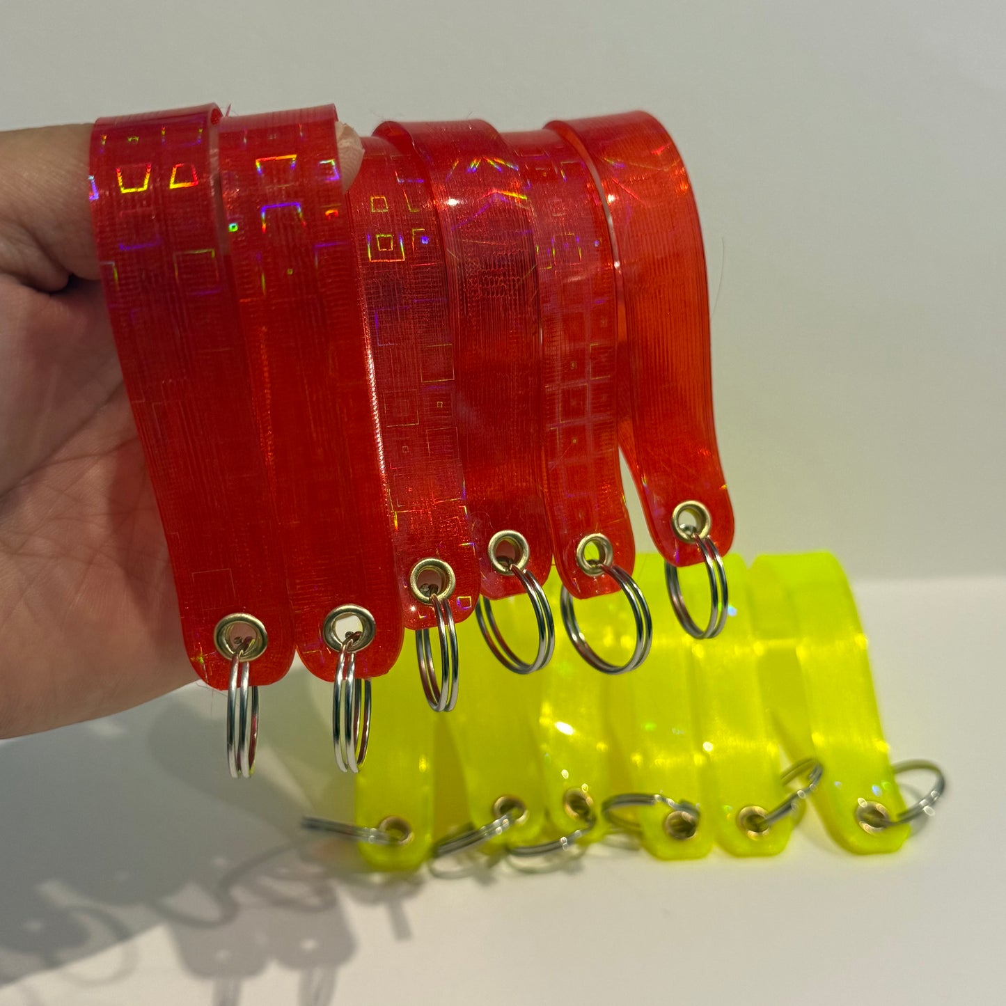 10 Stück Schlüsselanhänger Binder – Stylisch, flexibel &amp; auffällig!