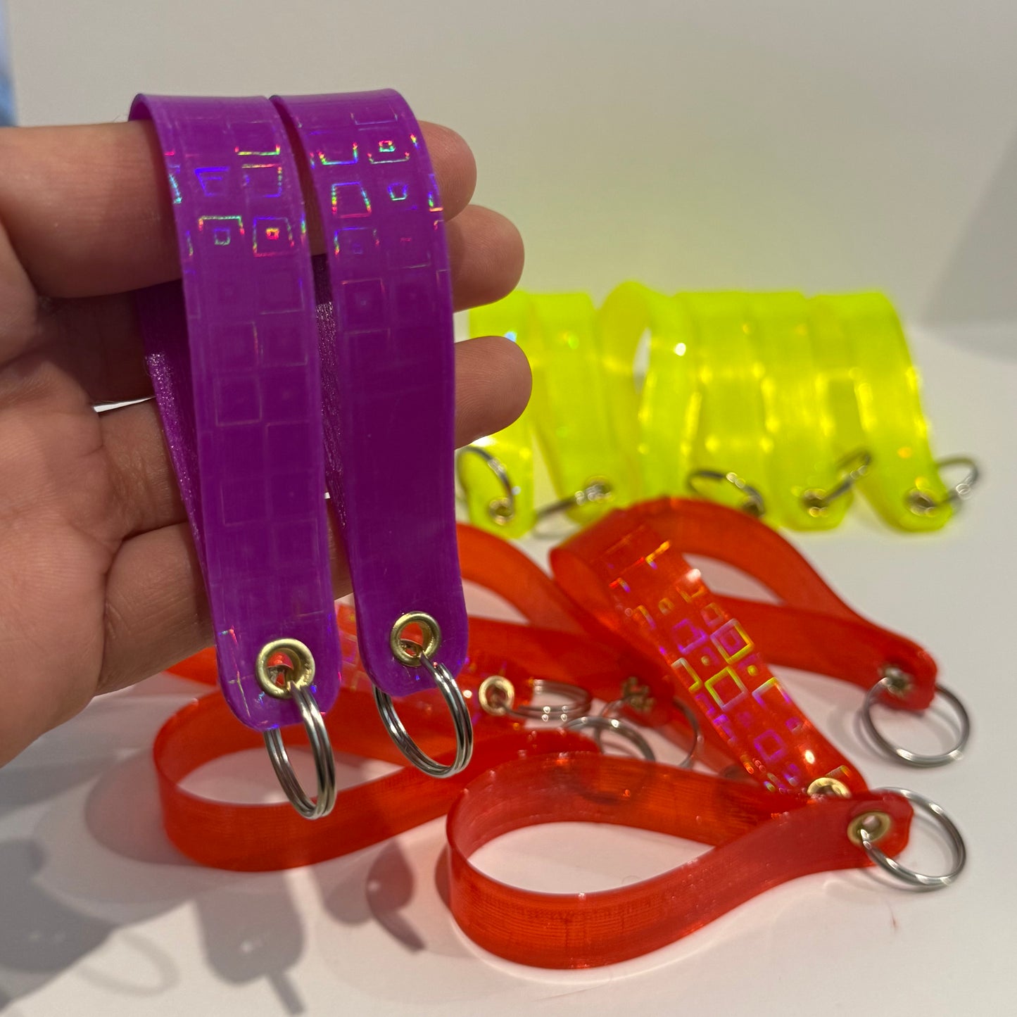 10 Stück Schlüsselanhänger Binder – Stylisch, flexibel &amp; auffällig!